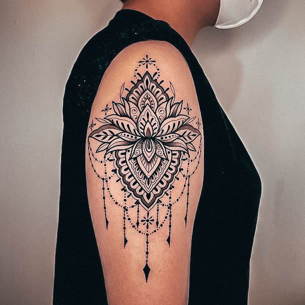 Girl With Stupendous Chandelier Tattoos