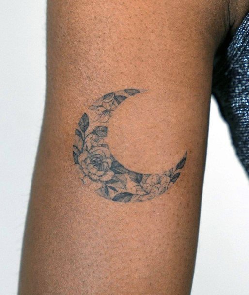 Girl With Stupendous Flower Moon Tattoos