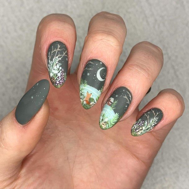 Girl With Stupendous Fox Nails