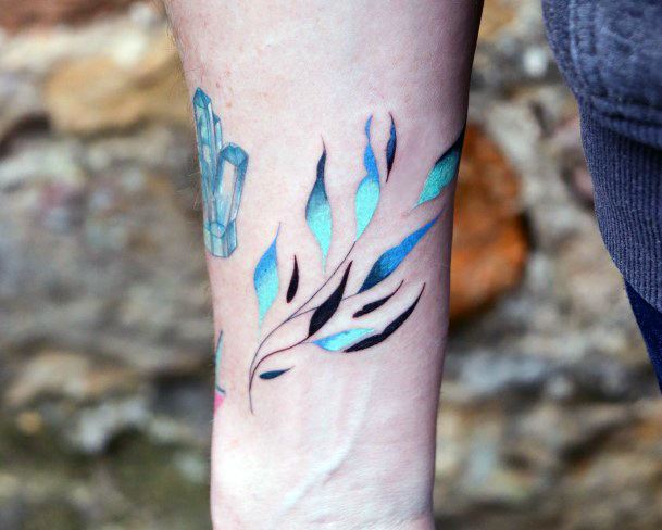 Girl With Stupendous Gradient Tattoos