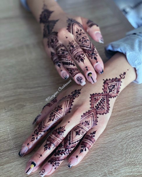 Girl With Stupendous Henna Nails