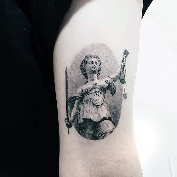 Girl With Stupendous Statue Tattoos