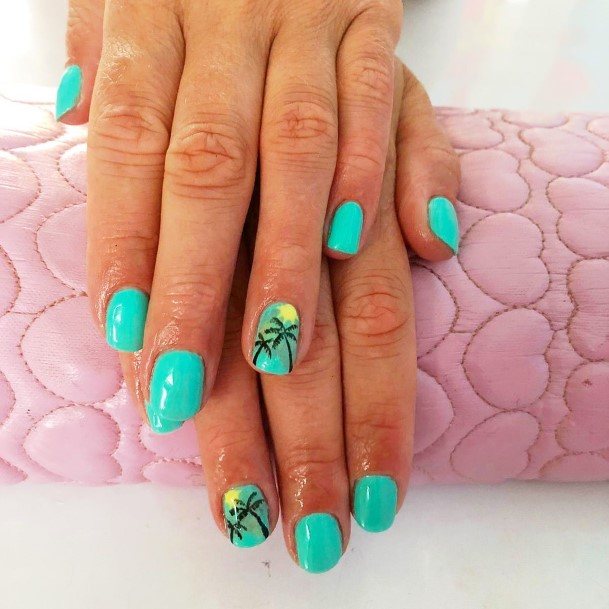 Girls Beach Nail Ideas