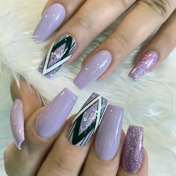 Girls Beautiful Pale Purple Shaded Black Geometic Design On Nails