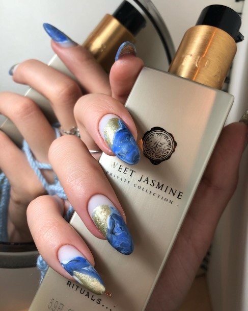 Girls Blue And Gold Nail Art Ideas