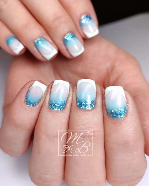 Girls Blue Glitter Nail Art Ideas