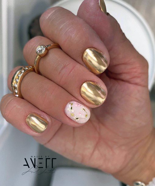 Girls Chrome Nail Art Ideas