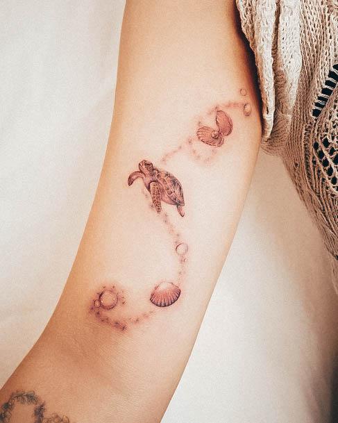 Girls Clam Tattoo Ideas