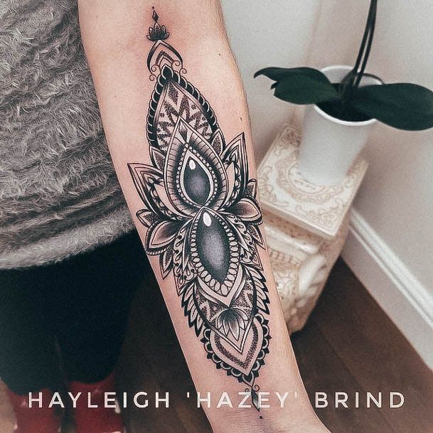 Girls Crystal Tattoo Ideas