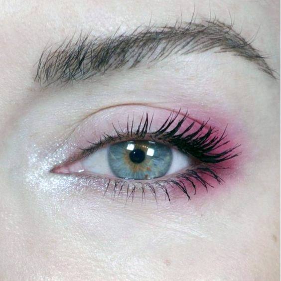 Girls Cute Pink Shaded Eyeshadow Women