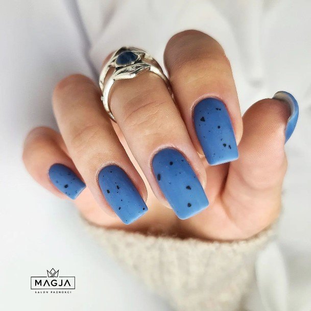 Girls Dark Blue Ombre Nail Art Ideas