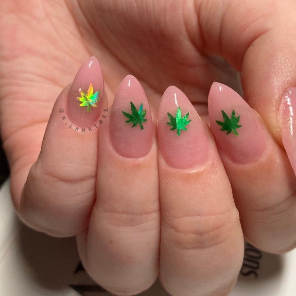 Girls Designs 420 Nail