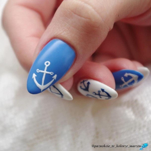 Girls Designs Anchor Nail