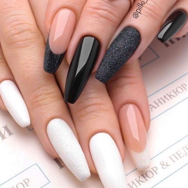 Girls Designs Black And White Nail