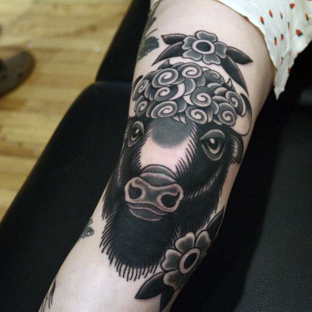 Girls Designs Buffalo Tattoo