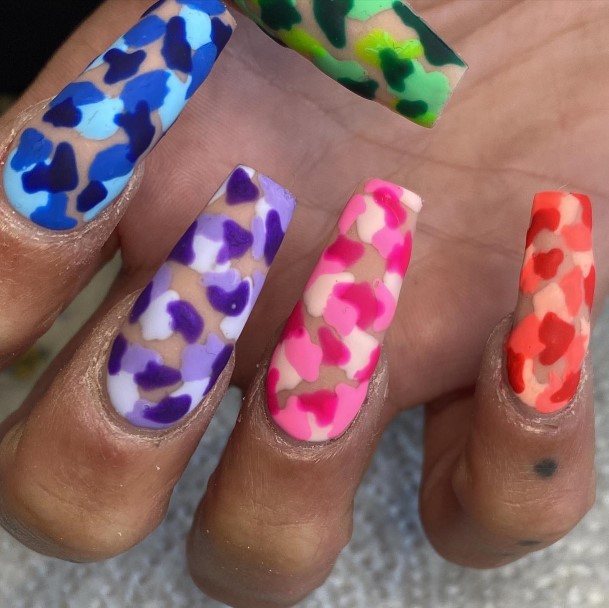 Girls Designs Camo Nail