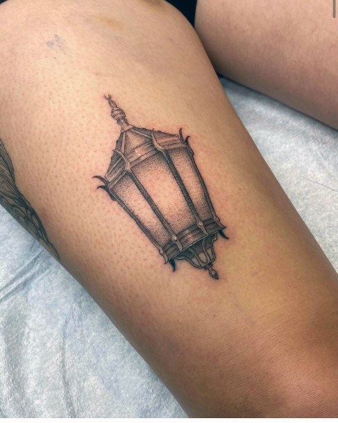 Girls Designs Lantern Tattoo