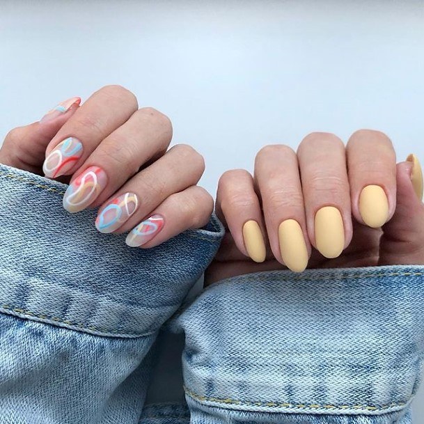 Girls Designs Short Yellow Nail