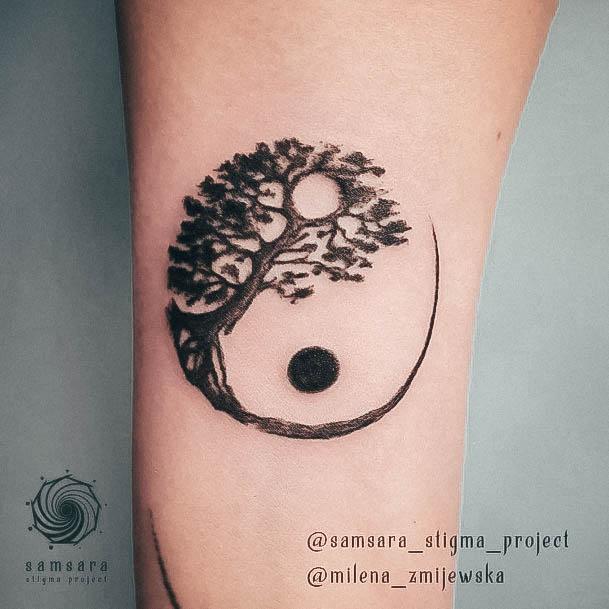 Girls Designs Yin Yang Tattoo