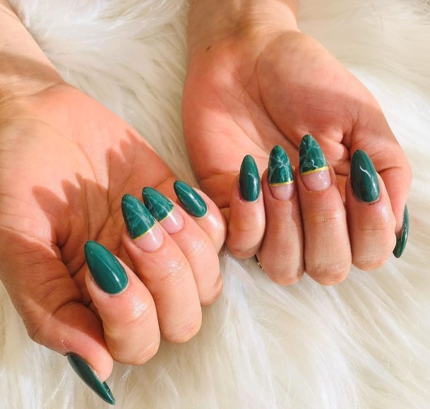 Girls Emerald Green Nail Ideas