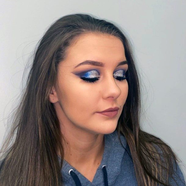 Girls Eyeshadow Art Blue And Silver