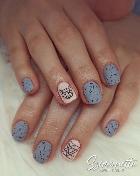 Girls Fox Nail Ideas