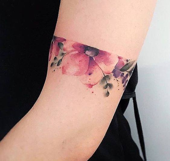 Girls Glamorous Armband Tattoo Inspiration