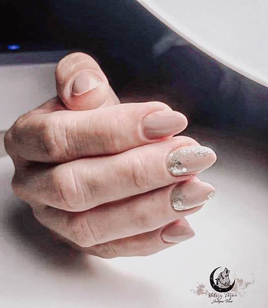 Girls Glamorous Beige Nail Inspiration