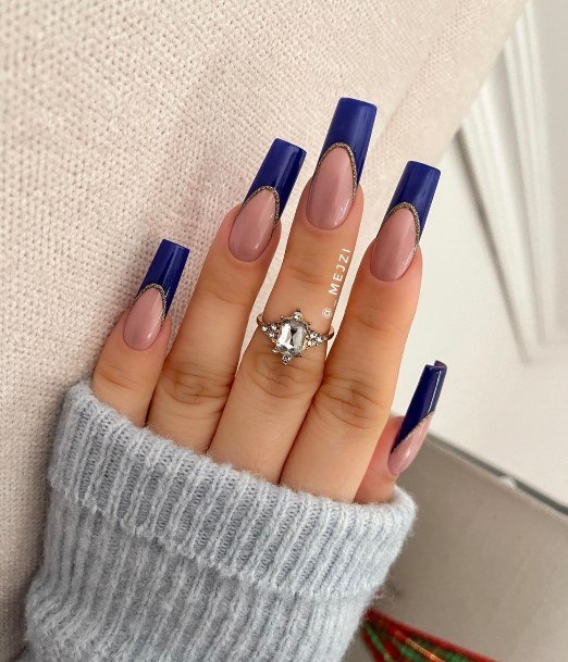 Girls Glamorous Blue And Gold Nail Inspiration