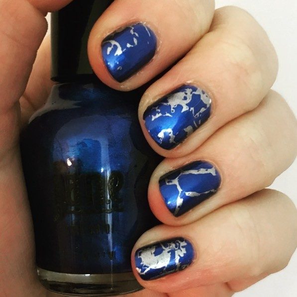 Girls Glamorous Blue And Silver Nail Inspiration