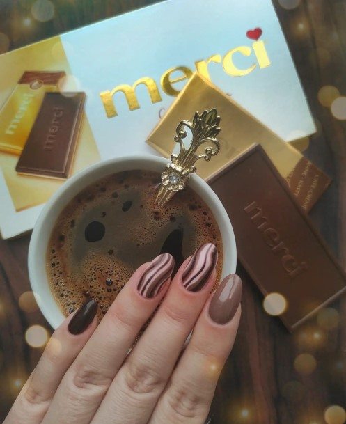 Girls Glamorous Coffee Nail Inspiration