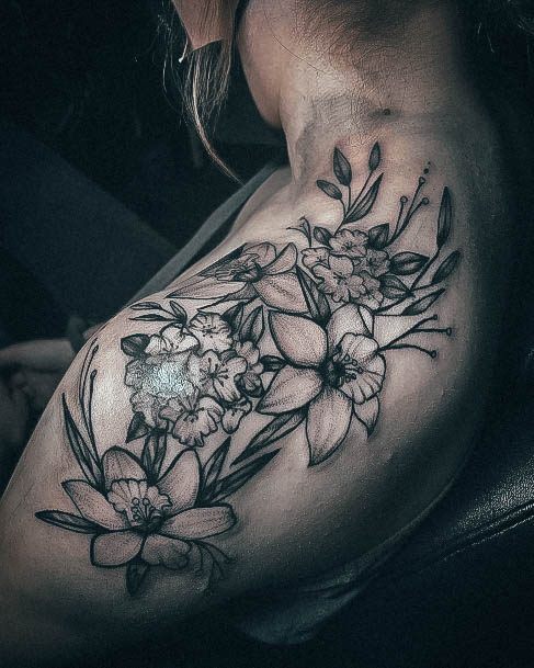 Girls Glamorous Daffodil Tattoo Inspiration