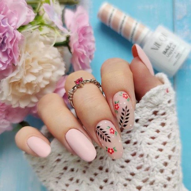 Girls Glamorous Date Nail Inspiration