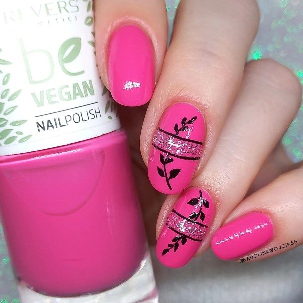 Girls Glamorous Fuchsia Nail Inspiration