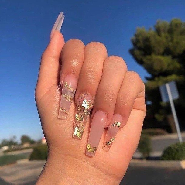 Girls Glamorous Gold Nail Inspiration