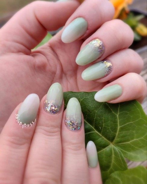 Girls Glamorous Green Ombre Nail Inspiration