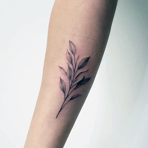 Girls Glamorous Leaf Tattoo Inspiration