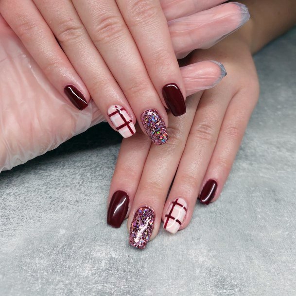 Girls Glamorous Maroon Glitter Nail Inspiration