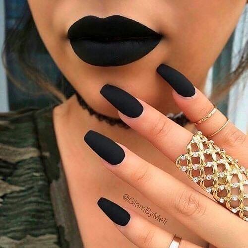 Girls Glamorous Matte Fall Nail Inspiration