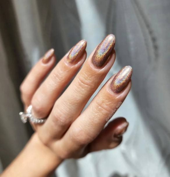 Girls Glamorous Metallic Gold Nail Inspiration