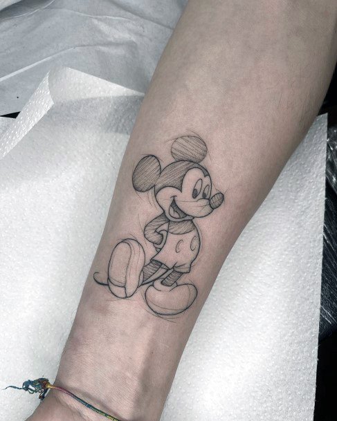 Girls Glamorous Mickey Mouse Tattoo Inspiration