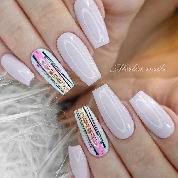 Girls Glamorous New Years Nail Inspiration