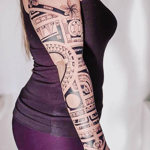 Girls Glamorous Polynesian Tattoo Inspiration