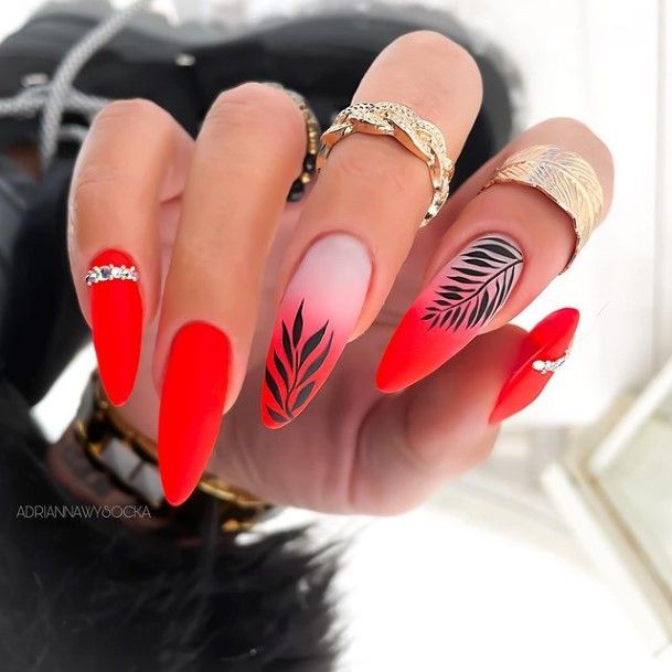 Girls Glamorous Red And Black Nail Inspiration