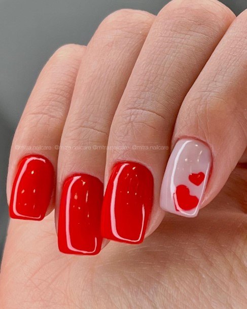 Girls Glamorous Red And Nude Nail Inspiration