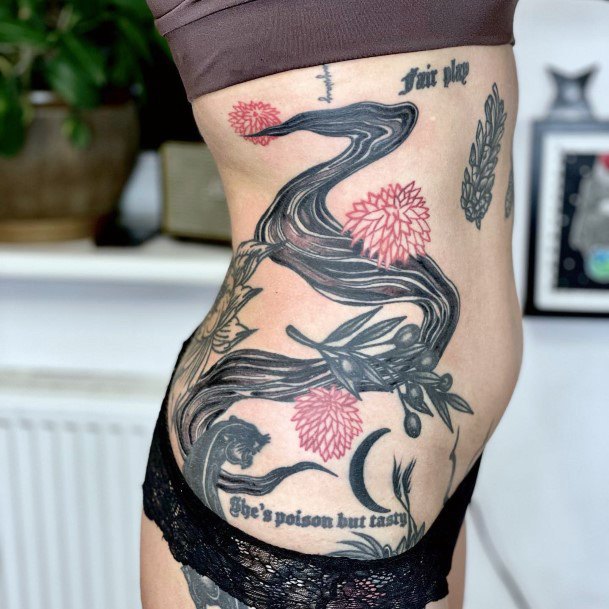 Girls Glamorous River Tattoo Inspiration