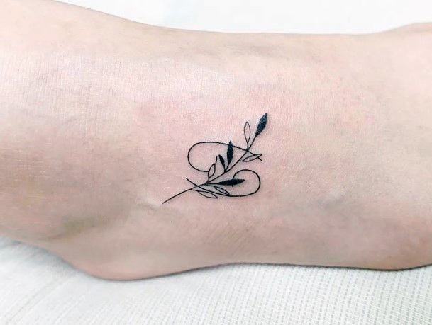 Girls Glamorous Scribble Tattoo Inspiration