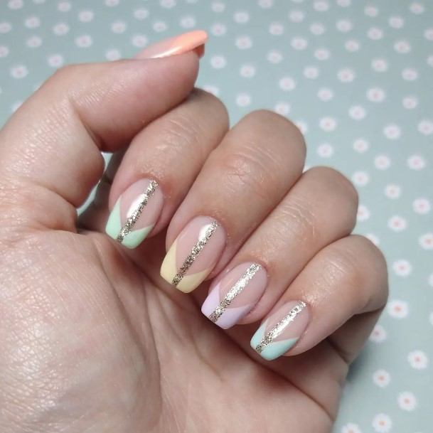 Girls Glamorous Striped Nail Inspiration