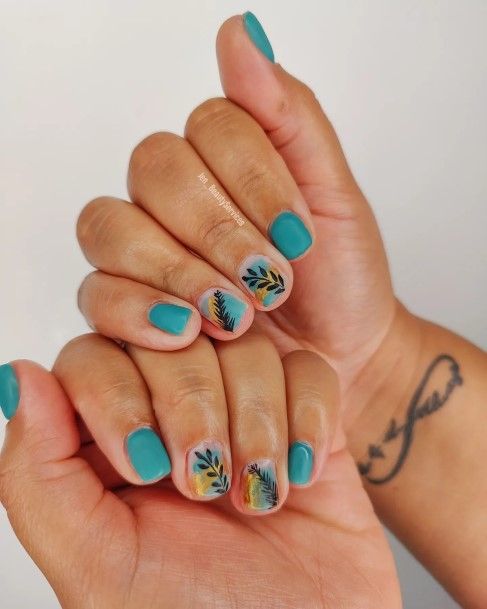 Girls Glamorous Turquoise Ombre Nail Inspiration