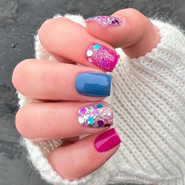 Girls Glitter Ombre Nail Art Ideas